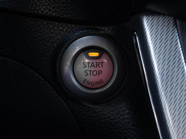 Nissan Sentra VII (B17) с пробегом 2014 года, цена 1 166 000 рублей, 176370 км, седан, Автокод Объявления