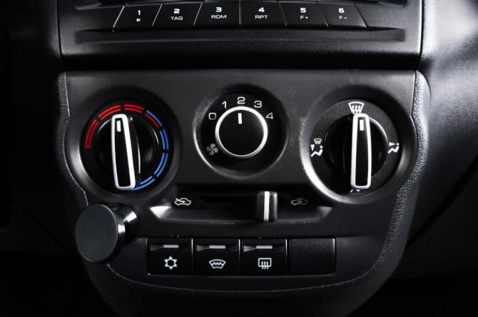 Lada (ВАЗ) Granta I Рестайлинг с пробегом 2024 года, цена 979 000 рублей, 86235 км, лифтбек, Автокод Объявления