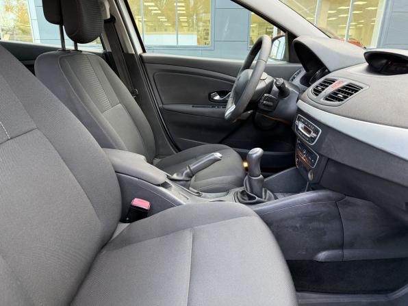 Renault Megane III с пробегом 2011 года, цена 600 000 рублей, 142781 км, хэтчбек, Автокод Объявления