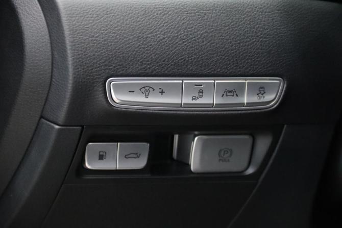 Kia K900 II с пробегом 2019 года, цена 3 135 350 рублей, 128264 км, седан, Автокод Объявления