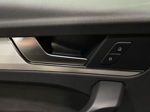 Audi Q5 Sportback I (FY) с пробегом 2021 года, цена 3 850 000 рублей, 52394 км, внедорожник, Автокод Объявления