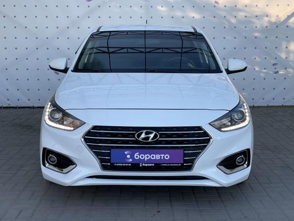 Hyundai Solaris II с пробегом 2017 года, цена 1 150 000 рублей, 186805 км, седан, Автокод Объявления