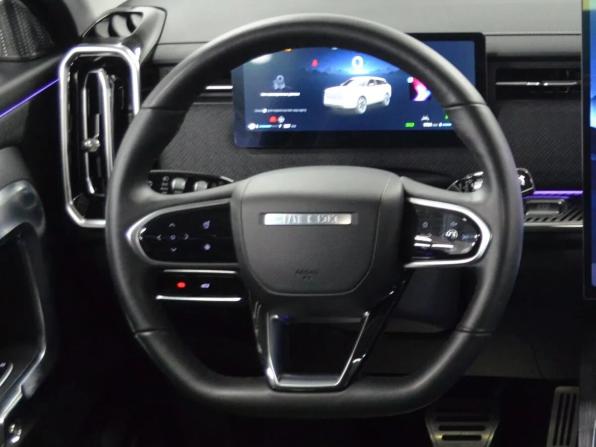 Jaecoo J7 I с пробегом 2023 года, цена 2 550 000 рублей, 1794 км, внедорожник, Автокод Объявления
