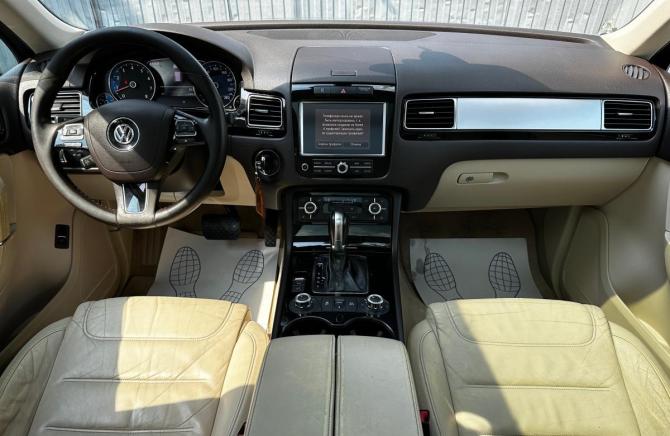 Volkswagen Touareg I Рестайлинг с пробегом 2010 года, цена 1 680 000 рублей, 256418 км, внедорожник, Автокод Объявления