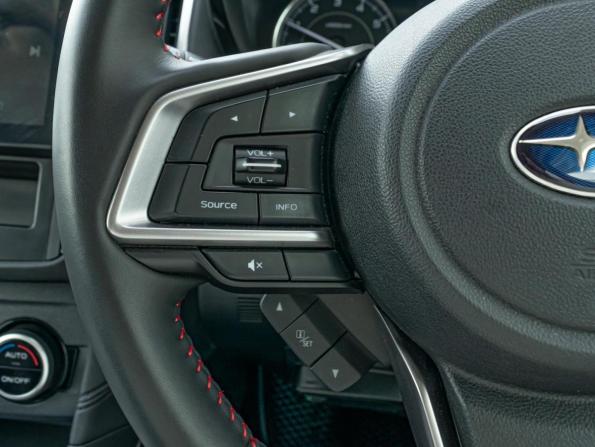 Subaru Impreza V с пробегом 2018 года, цена 1 569 000 рублей, 47859 км, хэтчбек, Автокод Объявления
