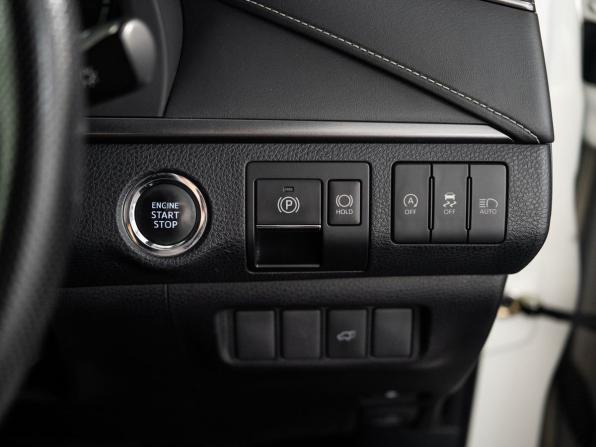 Toyota Harrier III (XU60) Рестайлинг с пробегом 2020 года, цена 2 750 000 рублей, 72230 км, внедорожник, Автокод Объявления