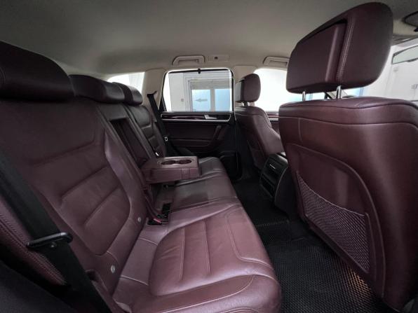 Volkswagen Touareg II с пробегом 2012 года, цена 2 399 000 рублей, 119230 км, внедорожник, Автокод Объявления