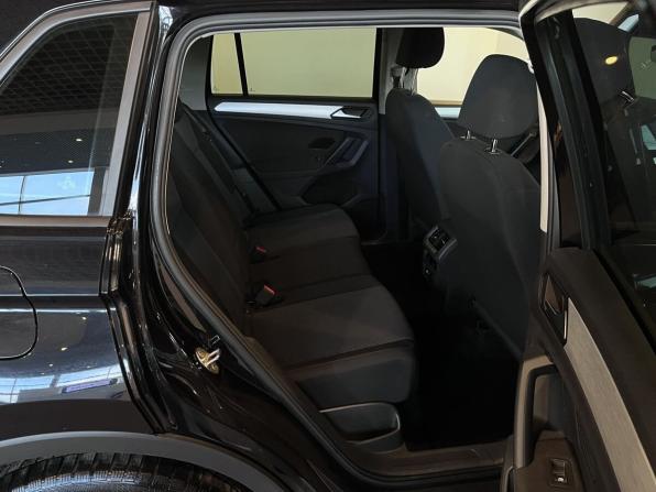 Volkswagen Tiguan II Рестайлинг с пробегом 2021 года, цена 2 365 000 рублей, 104364 км, внедорожник, Автокод Объявления