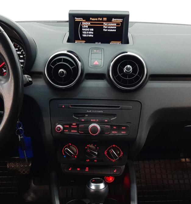 Audi A1 I (8X) Москва  - изображение 14