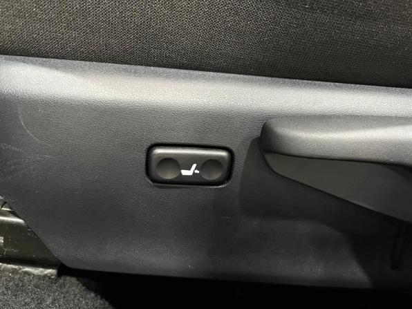 Toyota Auris II с пробегом 2014 года, цена 1 073 000 рублей, 112835 км, хэтчбек, Автокод Объявления