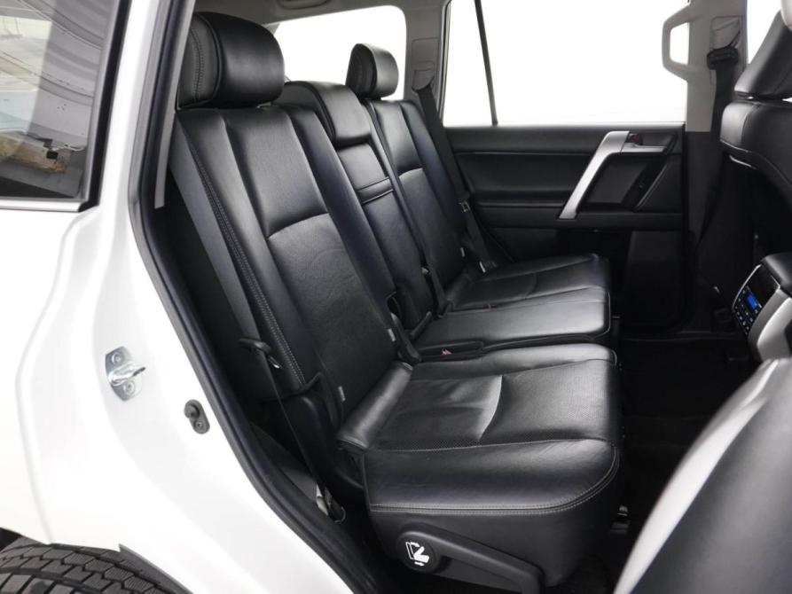 Toyota Land Cruiser Prado 150 Series Рестайлинг 2 Москва  - изображение 7