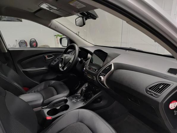 Hyundai ix35 I с пробегом 2011 года, цена 1 090 000 рублей, 295656 км, внедорожник, Автокод Объявления