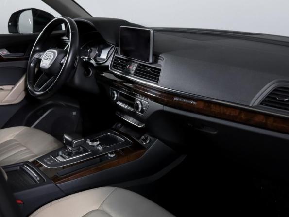 Audi Q5 II (FY) с пробегом 2017 года, цена 2 799 000 рублей, 141418 км, внедорожник, Автокод Объявления