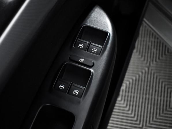 Skoda Octavia II (A5) Рестайлинг с пробегом 2009 года, цена 575 000 рублей, 205970 км, лифтбек, Автокод Объявления