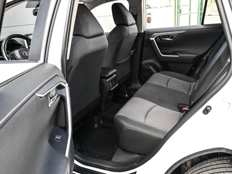 Toyota RAV4 V (XA50) Новороссийск  - изображение 11