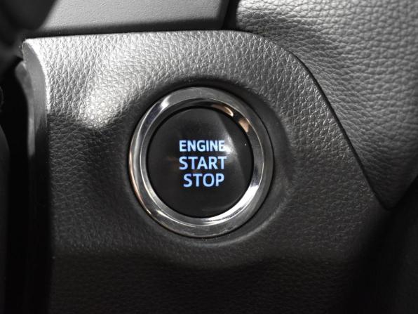 Toyota RAV4 V (XA50) с пробегом 2022 года, цена 2 935 200 рублей, 95277 км, внедорожник, Автокод Объявления
