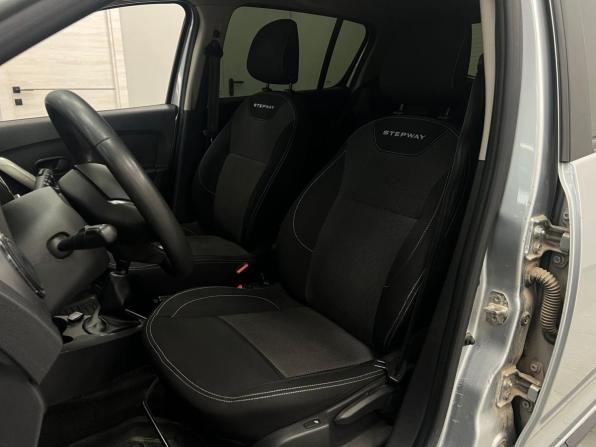 Renault Sandero II Рестайлинг с пробегом 2021 года, цена 1 200 000 рублей, 68417 км, хэтчбек, Автокод Объявления