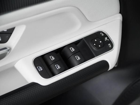 Mercedes-Benz GLB I (X247) с пробегом 2021 года, цена 3 149 077 рублей, 54335 км, внедорожник, Автокод Объявления