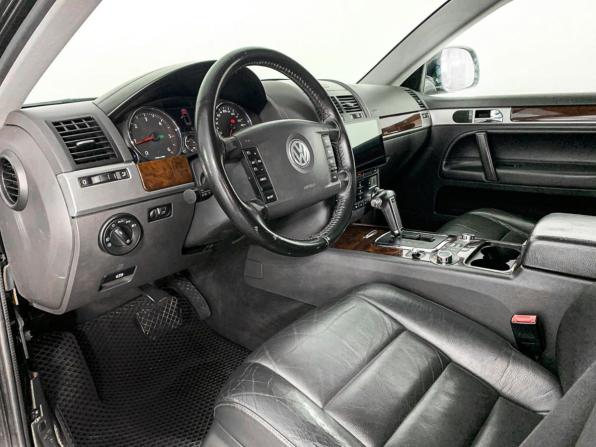 Volkswagen Touareg I Рестайлинг с пробегом 2008 года, цена 829 000 рублей, 253000 км, внедорожник, Автокод Объявления
