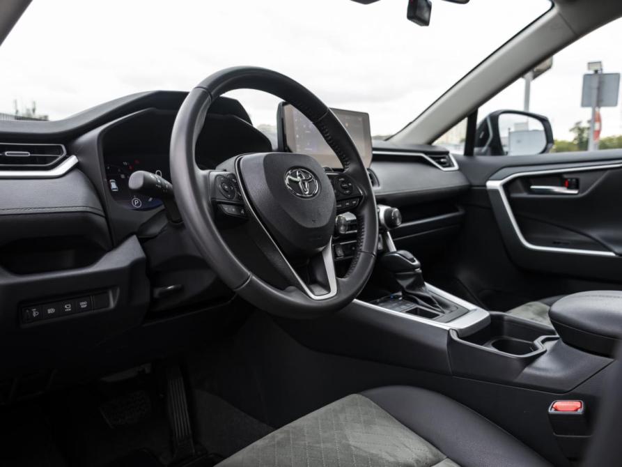 Toyota RAV4 V (XA50) Москва  - изображение 9
