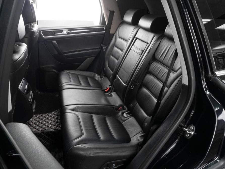 Volkswagen Touareg II Рестайлинг Тюмень  - изображение 9