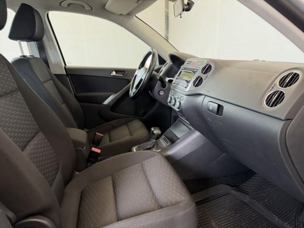 Volkswagen Tiguan I с пробегом 2009 года, цена 930 000 рублей, 181000 км, внедорожник, Автокод Объявления