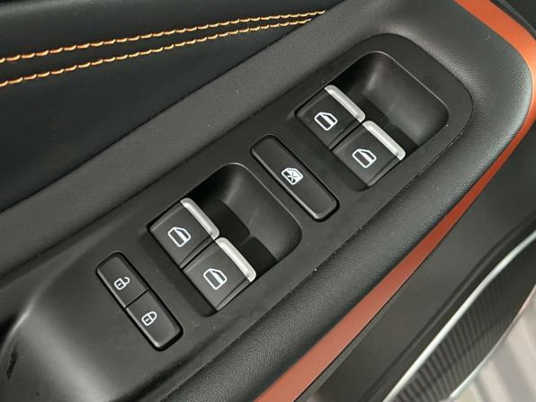 Omoda S5 GT с пробегом 2023 года, цена 2 600 000 рублей, 971 км, седан, Автокод Объявления