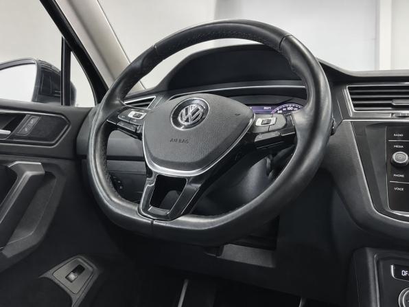 Volkswagen Tiguan II с пробегом 2018 года, цена 2 149 000 рублей, 195267 км, внедорожник, Автокод Объявления