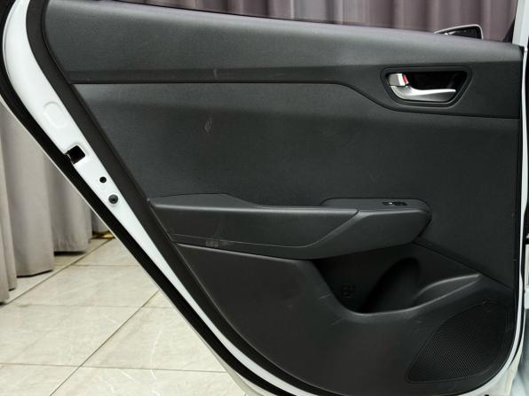 Hyundai Solaris II Рестайлинг с пробегом 2020 года, цена 1 179 000 рублей, 135134 км, седан, Автокод Объявления