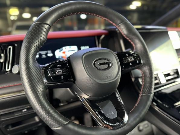 GAC M8 с пробегом 2024 года, цена 4 999 000 рублей, 26630 км, минивэн, Автокод Объявления