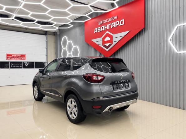 Renault Kaptur I с пробегом 2017 года, цена 1 140 000 рублей, 106184 км, внедорожник, Автокод Объявления