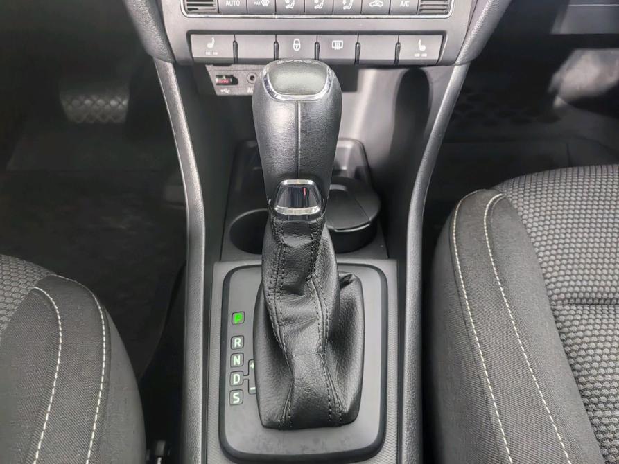 Skoda Rapid I Санкт-Петербург  - изображение 13