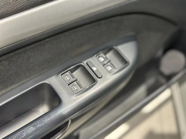 Skoda Octavia II (A5) Рестайлинг с пробегом 2012 года, цена 739 000 рублей, 215000 км, лифтбек, Автокод Объявления