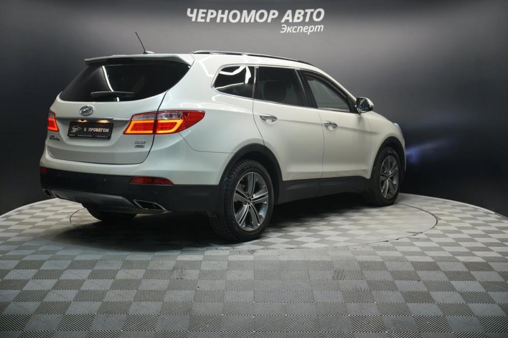 Hyundai Santa Fe III Крым  - изображение 5