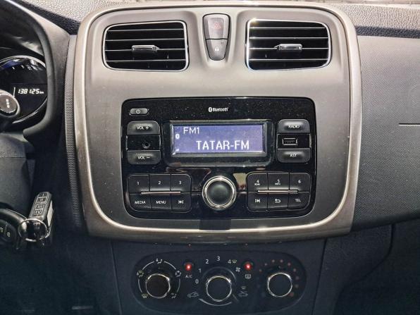 Renault Sandero II Рестайлинг с пробегом 2019 года, цена 1 100 000 рублей, 138120 км, хэтчбек, Автокод Объявления