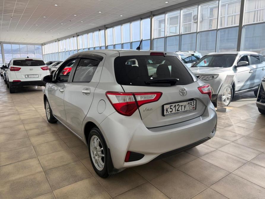 Toyota Vitz III (XP130) Рестайлинг Новороссийск  - изображение 6