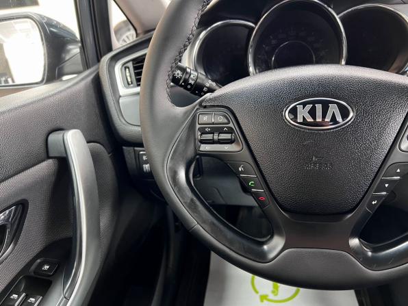 Kia Ceed II с пробегом 2013 года, цена 1 245 000 рублей, 127693 км, универсал, Автокод Объявления