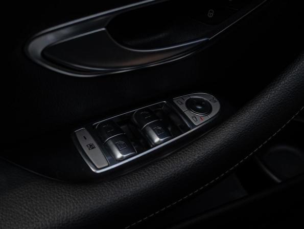 Mercedes-Benz E-Класс V (W213 S213 C238) Рестайлинг с пробегом 2020 года, цена 4 900 000 рублей, 55505 км, седан, Автокод Объявления