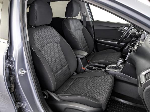 Kia Ceed III с пробегом 2019 года, цена 1 590 000 рублей, 148750 км, универсал, Автокод Объявления
