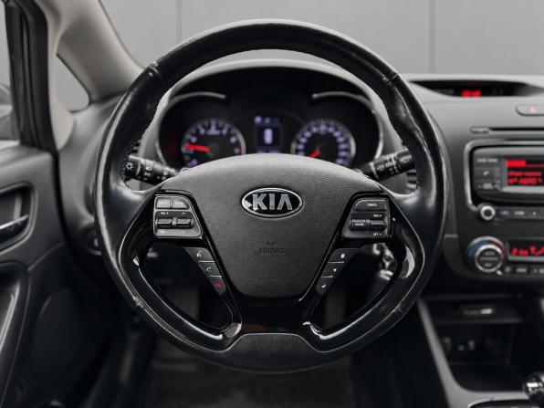 Kia Cerato III Рестайлинг (Classic) с пробегом 2019 года, цена 1 549 000 рублей, 80800 км, седан, Автокод Объявления