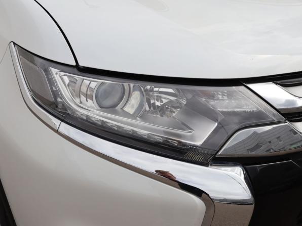 Mitsubishi Outlander III Рестайлинг 2 с пробегом 2017 года, цена 1 855 000 рублей, 122251 км, внедорожник, Автокод Объявления