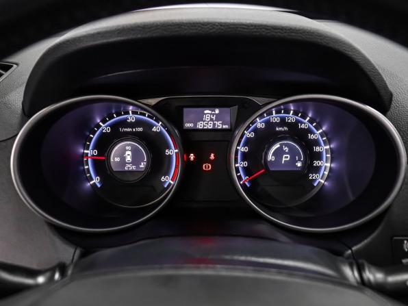 Hyundai ix35 I Рестайлинг с пробегом 2014 года, цена 1 249 000 рублей, 185875 км, внедорожник, Автокод Объявления