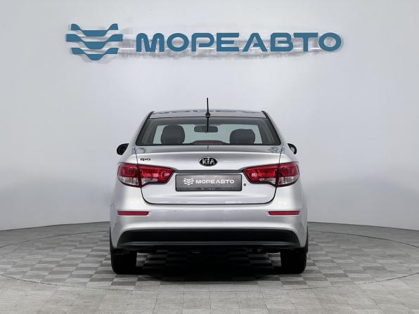 Kia Rio III Рестайлинг с пробегом 2016 года, цена 720 000 рублей, 258797 км, седан, Автокод Объявления