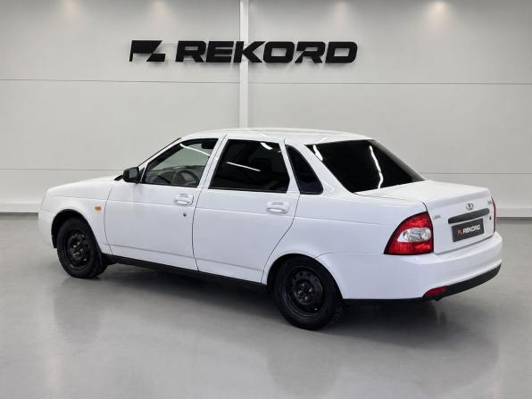 Lada (ВАЗ) Priora I с пробегом 2011 года, цена 329 000 рублей, 295567 км, седан, Автокод Объявления
