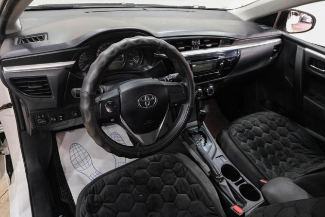 Toyota Corolla XI (E160 E170 E180) с пробегом 2013 года, цена 1 169 000 рублей, 282000 км, седан, Автокод Объявления