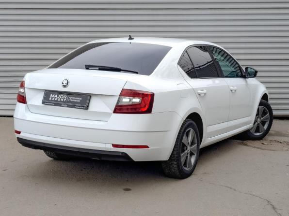 Skoda Octavia III (A7) Рестайлинг с пробегом 2019 года, цена 1 995 000 рублей, 118804 км, лифтбек, Автокод Объявления