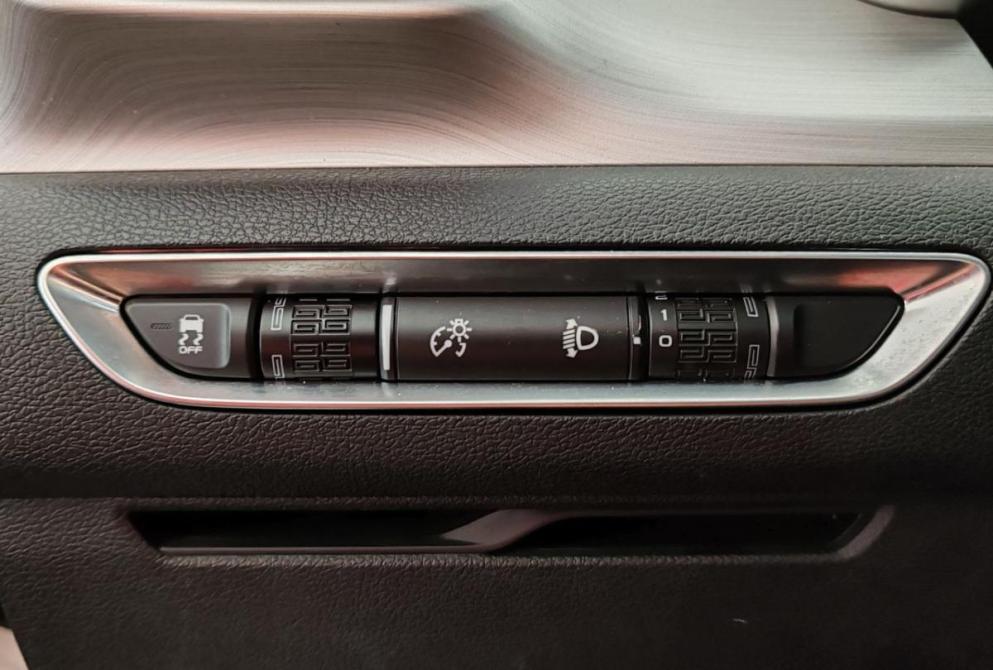 Geely Coolray I Ярославль  - изображение 18