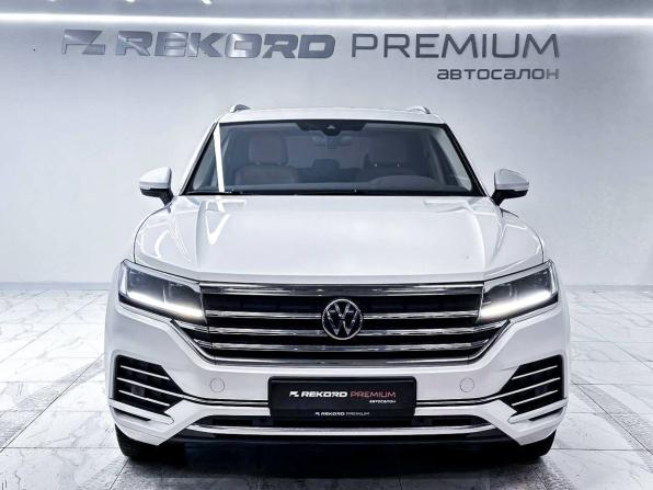 Volkswagen Touareg III с пробегом 2021 года, цена 5 550 000 рублей, 102693 км, внедорожник, Автокод Объявления
