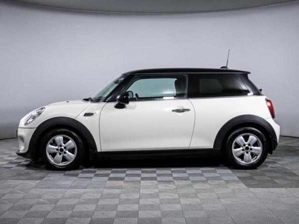 Mini Hatch III (F55/F56) с пробегом 2018 года, цена 1 640 000 рублей, 112752 км, хэтчбек, Автокод Объявления