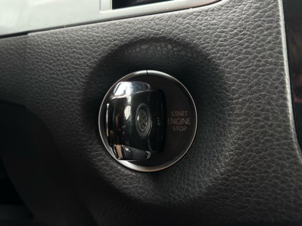Volkswagen Touareg II Рестайлинг с пробегом 2015 года, цена 2 550 000 рублей, 153652 км, внедорожник, Автокод Объявления